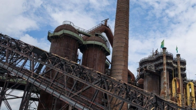 Das Weltkulturerbe Völklinger Hütte. Die Völklinger Hütte ist das einzige vollständig erhaltene Eisenwerk, das in die Welterbeliste der Unesco aufgenommen wurde. (Foto: Oliver Dietze/dpa)