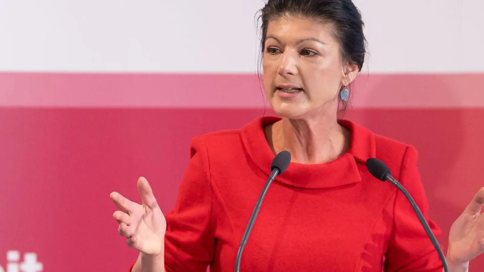 „Der Staat greift älteren Menschen immer tiefer in die ohnehin schmale Geldbörse“, kritisiert die Vorsitzende der Partei Bündnis Sahra Wagenknecht. (Foto: Lukas Barth/dpa)