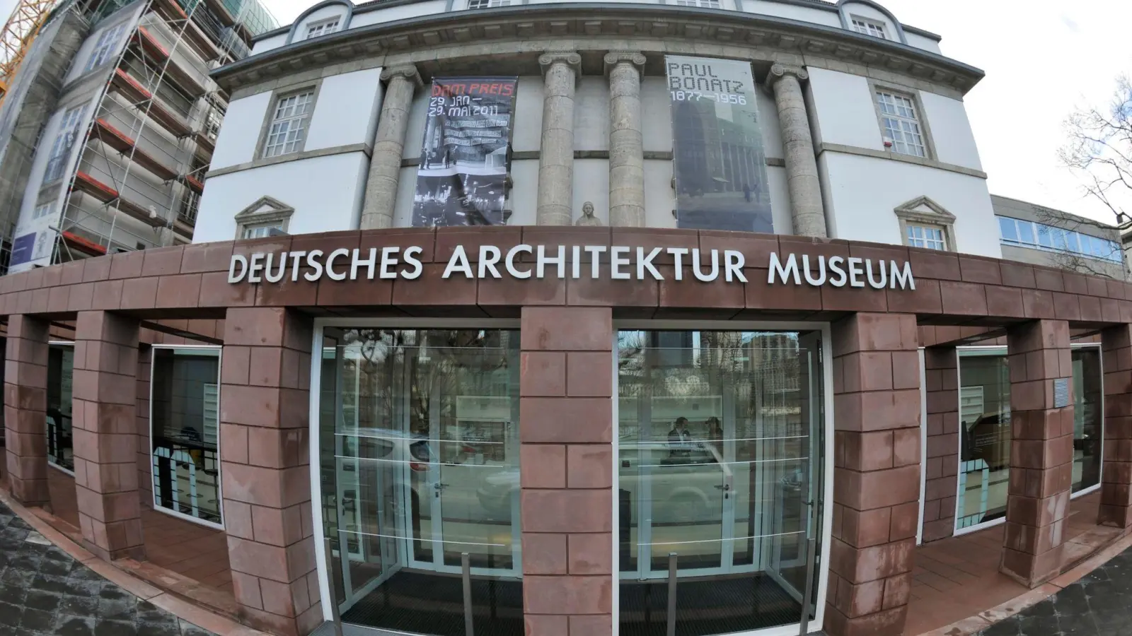 Das Deutsche Architekturmuseum in Frankfurt hat zukünftig kürzere Öffnungszeiten. (Foto: picture alliance / dpa)