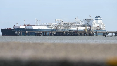 An den deutschen LNG-Terminals wurde zuletzt so viel LNG angelandet wie noch nie zuvor. (Archivbild)  (Foto: Lars Penning/dpa)