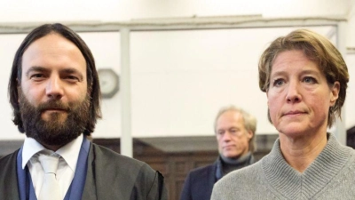 Christina Block und ihr Anwalt. (Foto: Georg Wendt/dpa Pool/dpa)