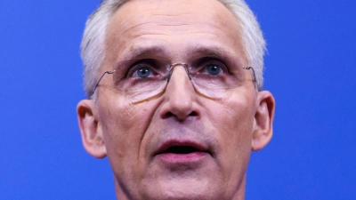 Nato-Generalsekretär Jens Stoltenberg beruft eine Sitzung des Nato-Ukraine-Rats ein (Archivbild). (Foto: Johanna Geron/Pool Reuters/AP/dpa)