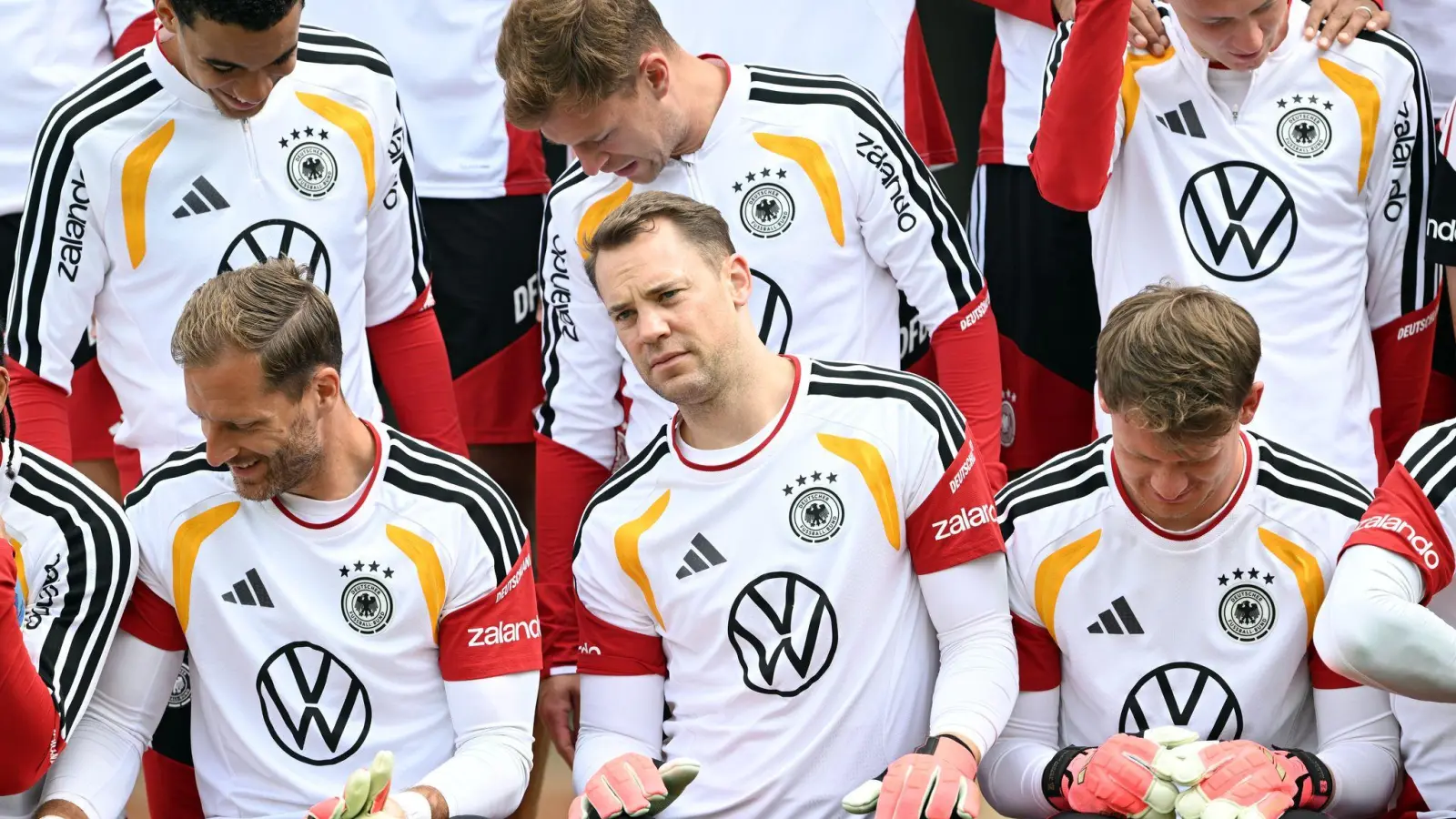 Manuel Neuer ist zurück im Kreis der Nationalmannschaft.  (Foto: Federico Gambarini/dpa)