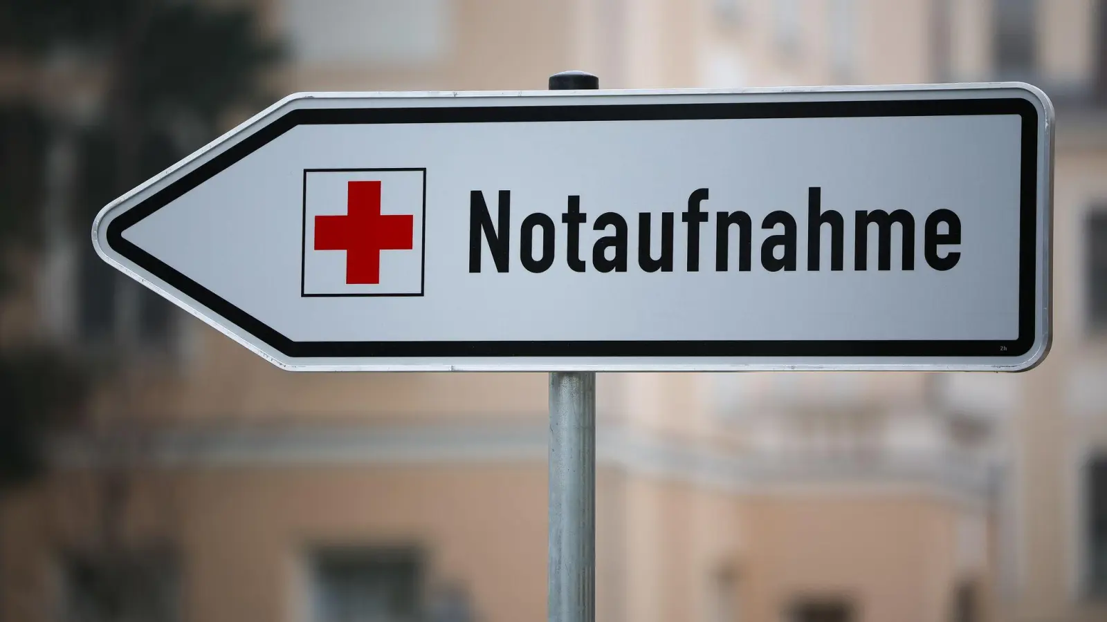 Viele Herzpatienten sind nach einem akuten Ereignis besonders gefährdet.  (Foto: Jan Woitas/dpa)