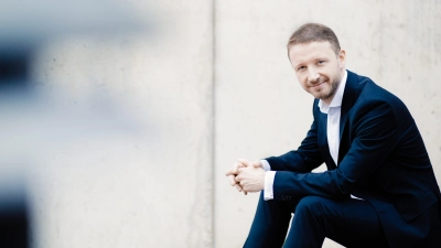 „Den Jungs macht es super Spaß, auch einmal italienisch zu singen“: Ludwig Böhme, der künstlerische Leiter des Windsbacher Knabenchores, über seine Erfahrungen mit der Messe von Giacomo Puccini. (Foto: Anne Hornemann)