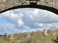Durchblick - gesehen in Rothenburg (Foto: Hans-Martin Huber)