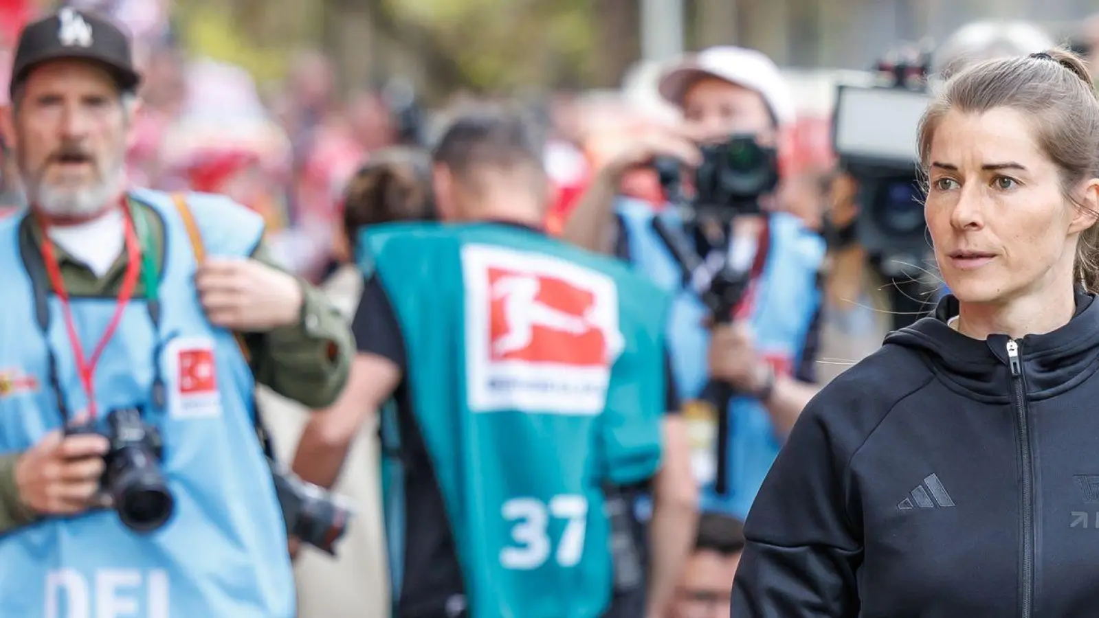 Viel Medienrummel um Marie-Louise Eta. (Foto: Andreas Gora/dpa)