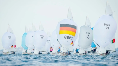 Kiel hat mit der Kieler Woche mehrfach seine Befähigung zur Austragung internationaler Regatten bewiesen. (Archivbild) (Foto: Sascha Klahn/dpa)