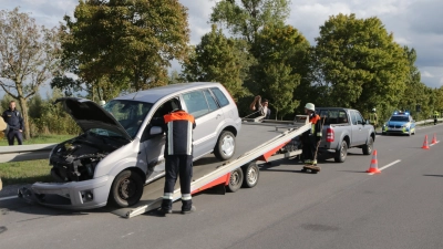 Am Wagen der Unfallverursacherin entstand Totalschaden. (Foto: Hans-Bernd Glanz)