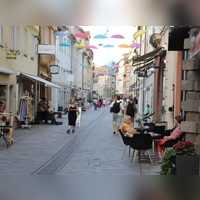 Die erste lange Einkaufsnacht im Sommer vergangenen Jahres ging auf eine Initiative von Innenstadthändlern zurück. Die Resonanz war ausbaufähig. Schon damals gab es Stimmen, die mehr Marketingunterstützung durch die Stadt forderten.  (Archivbild: Robert Maurer)