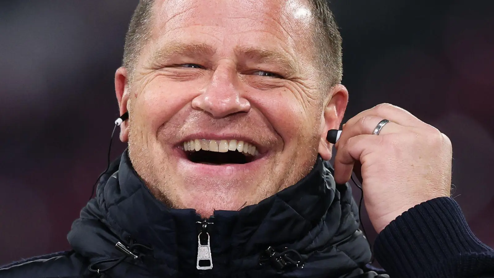 Sportchef Max Eberl äußerte sich zu mehreren Vertragsgesprächen der Bayern. (Foto: Jan Woitas/dpa)