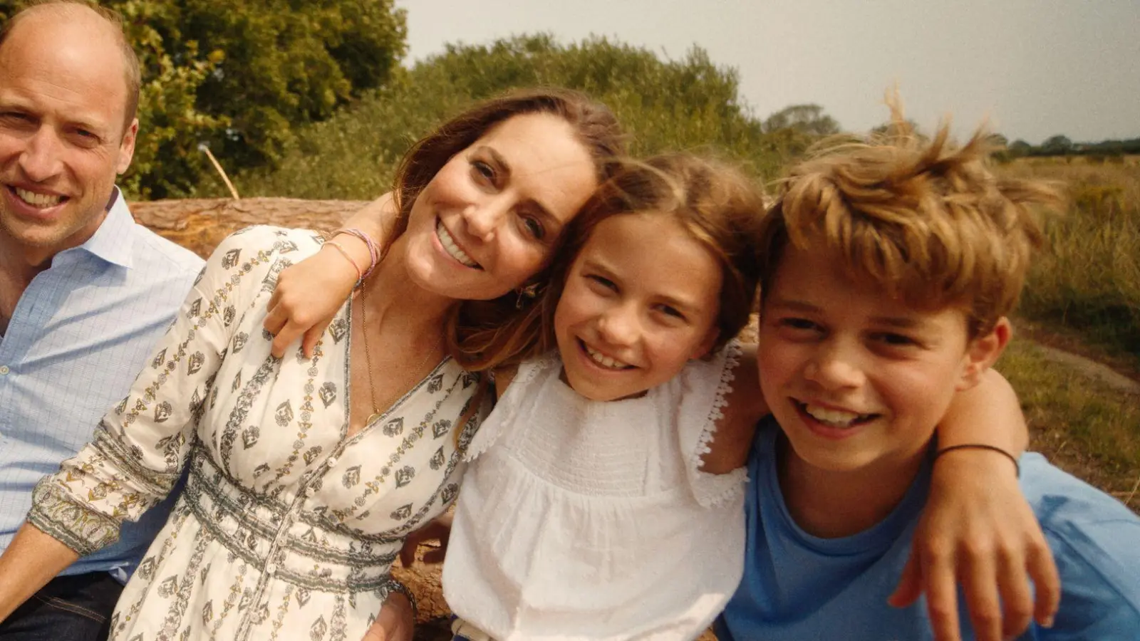 Strahlende Gesichter der beliebten _Familie sind eine gute Nachricht für den Palast. (Foto: Will Warr/Kensington Palace/PA Wire/dpa)