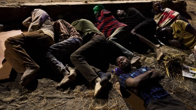 Viele Migranten wollen nicht nach Marokko zurück. (Foto: Bernat Armangue/AP/dpa)