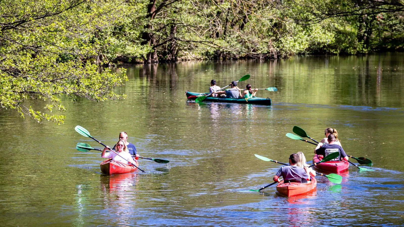 Bis auf 29.4 Grad sind die Temperaturen am Sonntag gestiegen. (Foto: Frank Hammerschmidt/dpa)