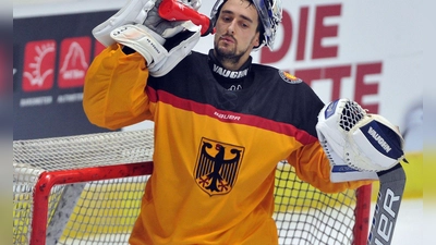 Der frühere Eishockey-Nationalspieler Dennis Endras wird Bundestorwarttrainer. (Foto: picture alliance / Stefan Puchner/dpa)