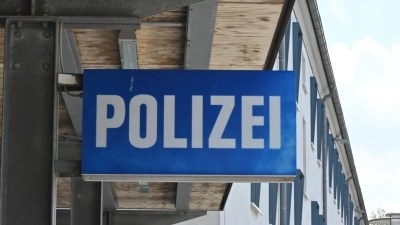 Die Kripo im Ansbacher Polizeizentrum versucht nun die Ursache des Streits in Neustadt/Aisch herauszufinden. (Foto: Manfred Blendinger)
