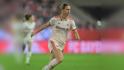 Trifft für den FC Bayern in Hoffenheim: Klara Bühl (Foto: Peter Kneffel/dpa)