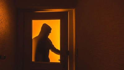 Ob die Diebe wirklich etwas auf dem Parkplatz bei Markt Bibart entwendet haben, steht noch nicht fest.  (Foto: Nicolas Armer/dpa/dpa-tmn)