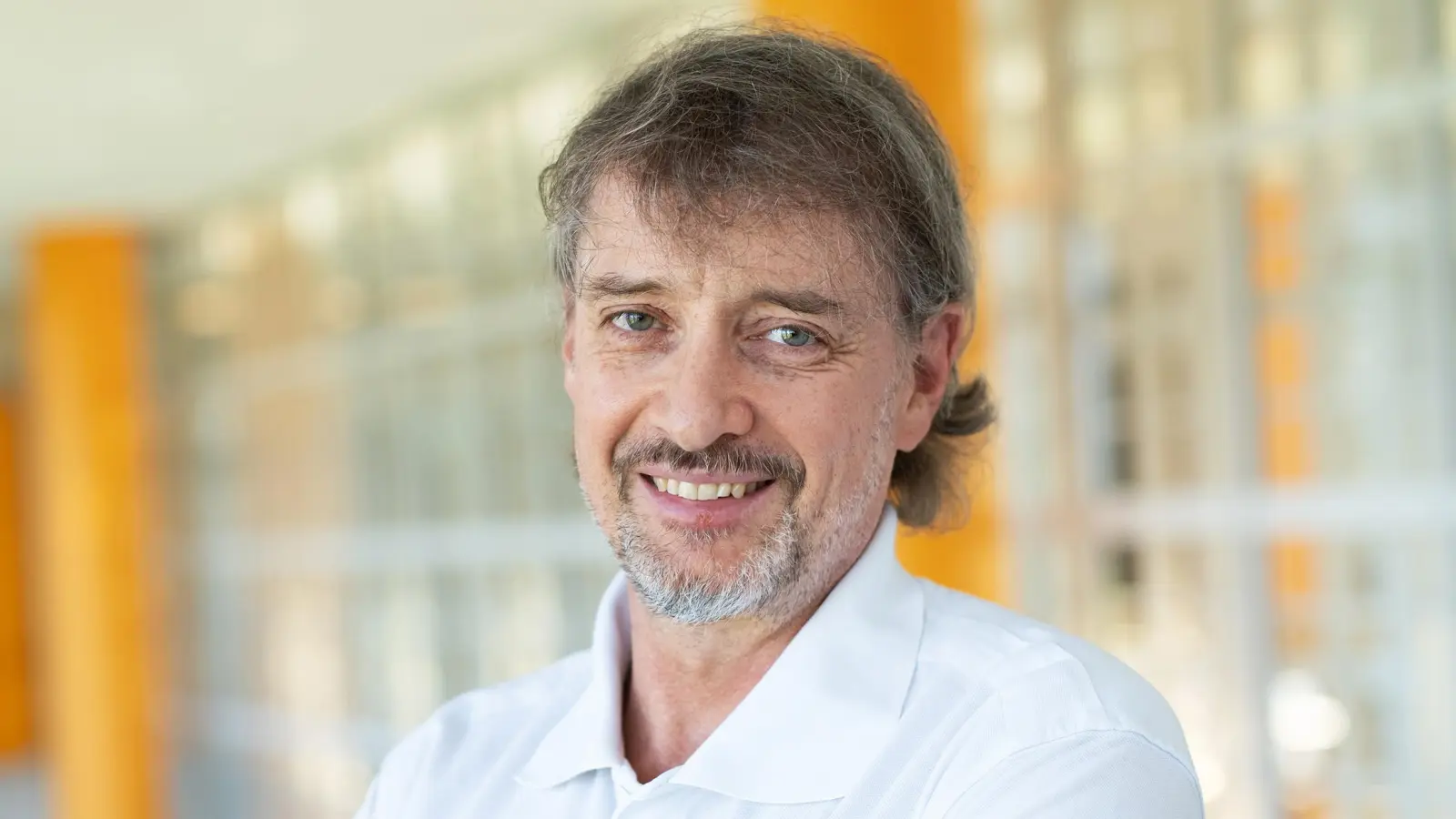 Dr. Uwe Jordan nutzt an einem Tag pro Woche die OP-Kapazitäten in Rothenburg. (Foto: ANregiomed/Tyler Larkin)