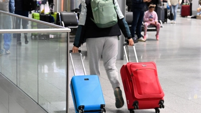 Geld zurück für die gesamte Pauschalreise, auch wenn man Unterkunft und Verpflegung bekommen hat? Der EuGH hat zu den Voraussetzungen entschieden. (Archivbild) (Foto: Roberto Pfeil/dpa)