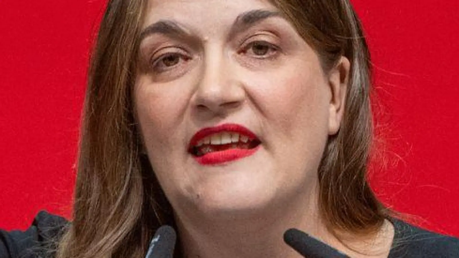 Die SPD-Landesvorsitzende Ronja Endres fordert einen Kurswechsel in der Schulpolitik. (Archivbild) (Foto: Armin Weigel/dpa)