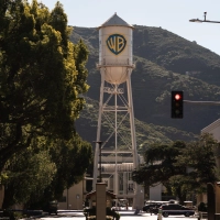 Warner Bros. ist ein Hollywood-Urgestein. (Archivbild) (Foto: Jae C. Hong/AP/dpa)