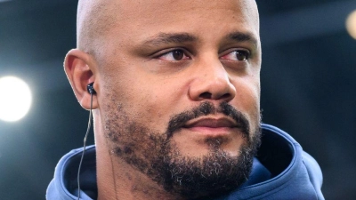 Trainer Kompany hofft auf den nächsten Sieg.  (Foto: Tom Weller/dpa)