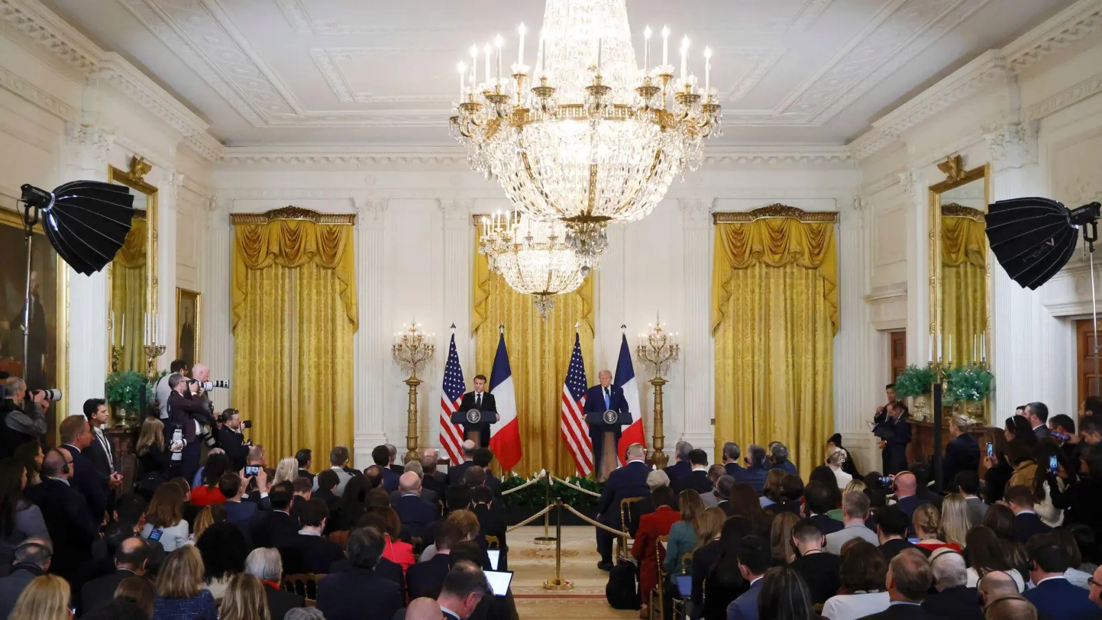 US-Präsident Donald Trump hat seinen französischen Amtskollegen Emmanuel Macron in Washington empfangen. (Foto: Ludovic Marin/POOL AFP/AP/dpa)