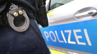 Der Betrunkene wurde vorläufig festgenommen. (Symbolbild) (Foto: Karl-Josef Hildenbrand/dpa)