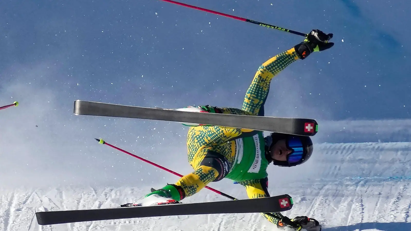 Tobias Müller aus Deutschland stürzt während des kleinen Finales. (Foto: Mark Schiefelbein/AP/dpa/Archivbild)