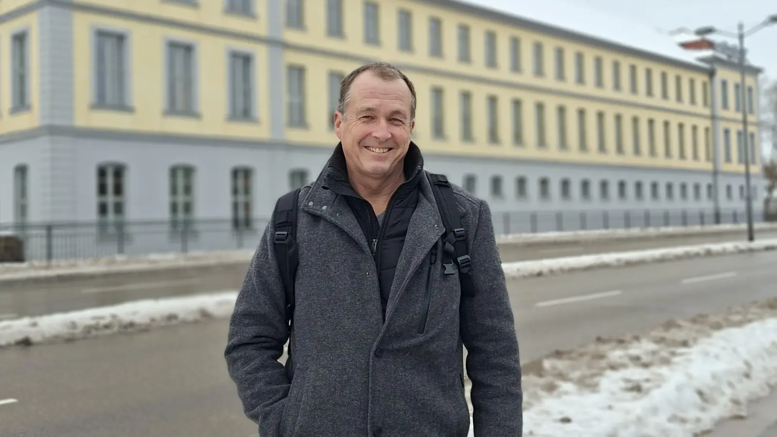 Markus Erlinger, der Bezirksvorsitzende des BLLV ist besorgt über die Zustände an den Mittelschulen in der Region. (Foto: Daniela Ramsauer)