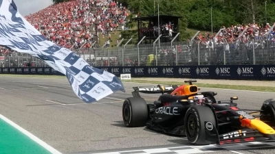 Red-Bull-Pilot Max Verstappen gewinnt auch den Großen Preis von Imola. (Foto: Luca Bruno/Pool AP/AP)