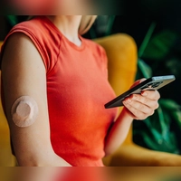 Die Mutter hatte auch schon Diabetes? Dann ist der Stoffwechsel-Check für Frauen in den Wechseljahren umso wichtiger.  (Foto: Vira Simon/Westend61/dpa-tmn)