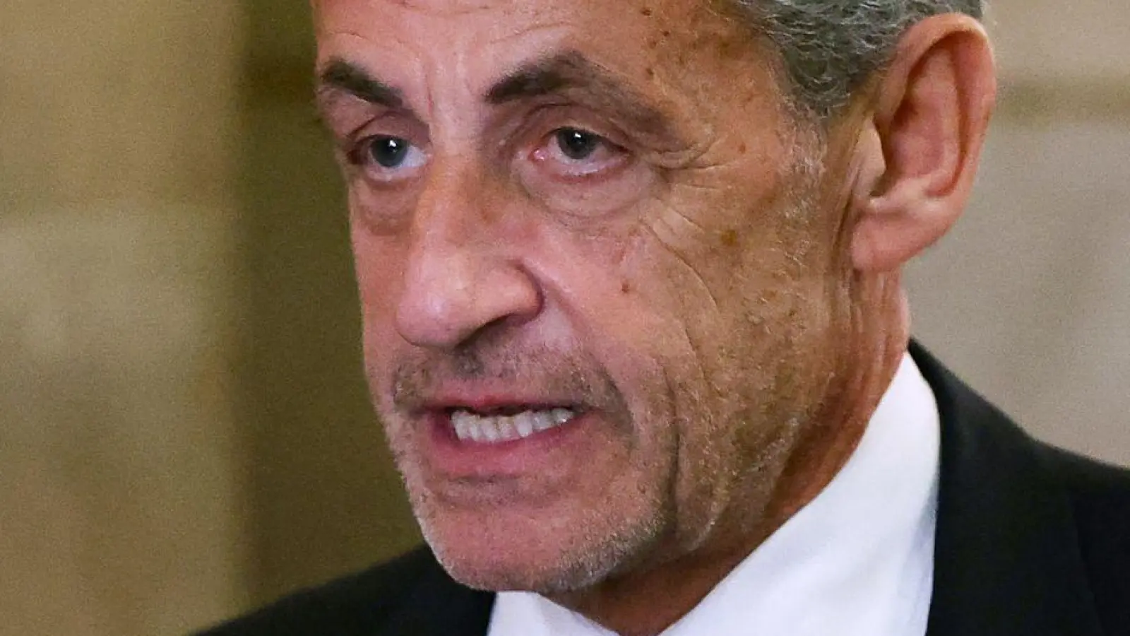 Sarkozy weist die Vorwürfe von sich und kämpft in Berufung gegen eine fünfjährige Haftstrafe. (Foto: Alain Jocard/AFP/dpa)
