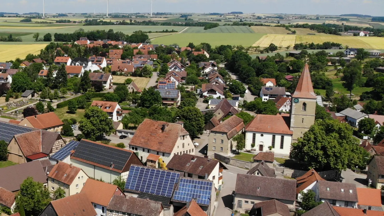 Insingen präsentiert sich als lebens- und liebenswerte Gemeinde – von Freizeitmöglichkeiten bis zur Infrastruktur und Wirtschaft. (Foto: Gemeinde Insingen)