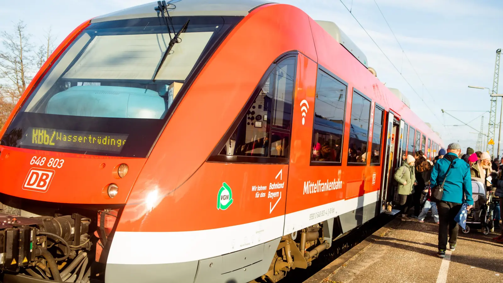 Seit einigen Monaten fahren die Triebwagen der Mittelfrankenbahn bis nach Wassertrüdingen. Die Bayerische Eisenbahngesellschaft bescheinigt dem Unternehmen eine ordentliche Servicequalität. (Archivfoto: Evi Lemberger)