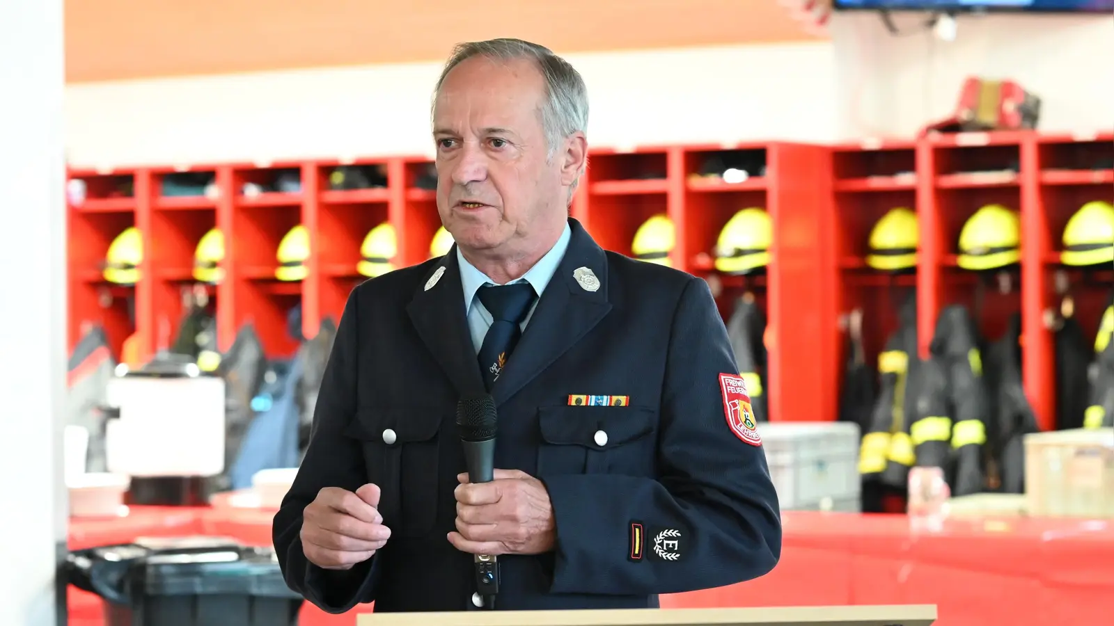 Werner Tischer war bei der Gasexplosion vor 20 Jahren der Kommandant der Lehrberger Feuerwehr.  (Foto: Manfred Blendinger)