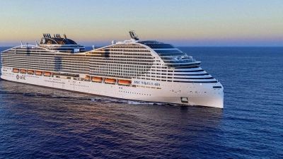 Kapazitätswunder: Die 333 Meter lange „MSC World Asia“ bietet Platz für bis zu 6.758 Passagiere. (Foto: MSC Cruises/dpa-tmn)