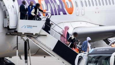 Beim Resettlement-Verfahren schlägt das UN-Flüchtlingshilfswerk (UNHCR) den Aufnahmestaaten besonders schutzbedürftige Menschen vor. (Archivfoto) (Foto: Michael Matthey/dpa)
