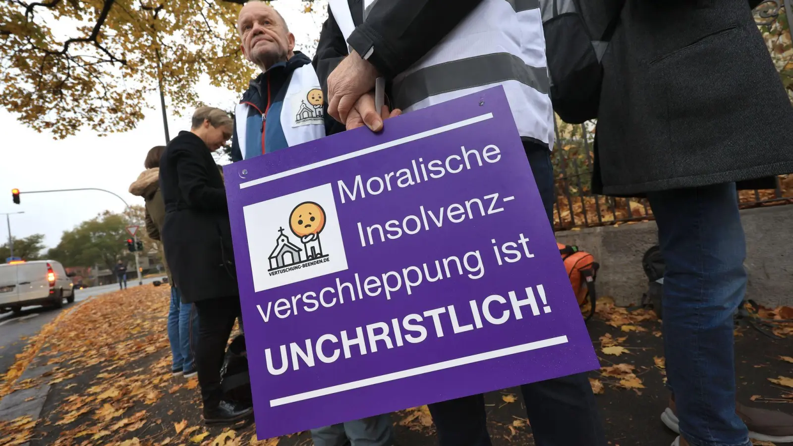 Betroffene üben Kritik an der Aufarbeitung sexualisierter Gewalt in der Evangelischen Kirche. (Foto: Karl-Josef Hildenbrand/dpa)