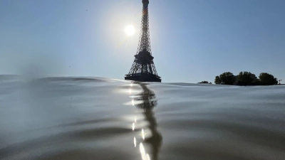 Nach den Olympia-Schwimmern im vergangenen Jahr dürfen nun wieder alle Menschen in der Seine schwimmen. (Archivbild) (Foto: Jan Woitas/dpa)