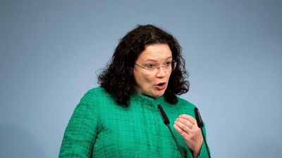 Die Vorstandsvorsitzende der Bundesagentur, Andrea Nahles, hält es für „nicht sehr wahrscheinlich“, dass die Drei-Millionen-Marke in diesem Winter noch erreicht werde. (Archivbild) (Foto: Carsten Koall/dpa)