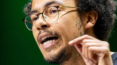 Der Grüne-Jugend-Chef Luis Bobga sorgt mit einer Beschimpfung des Bayerischen Ministerpräsidenten Markus Söder für Rücktrittsforderungen aus der CSU. (Archivbild) (Foto: Michael Matthey/dpa)