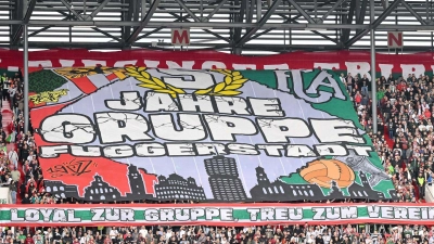 Gegen mehrere Fans des FC Augsburg ist ein Betretungs- und Aufenthaltsverbot rund um das Bundesligaspiel beim FSV Mainz 05 ausgesprochen worden. (Foto: Harry Langer/dpa)