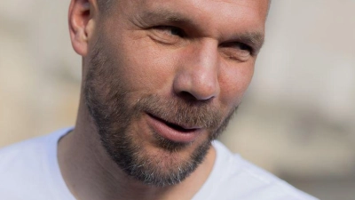 Lukas Podolski beendet seine aktive Karriere. (Archivbild) (Foto: Rolf Vennenbernd/dpa)