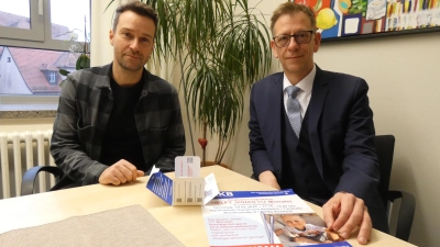Mit einer Typisierungsaktion am Gymnasium Carolinum Ansbach sollen Leukämie- und Blutkrebspatienten unterstützt werden. (Foto: Calotta Halbrock)