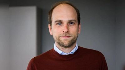 Raoul Roßmann nimmt den Konkurrenten dm im AfD-Streit in Schutz.  (Foto: Julian Stratenschulte/dpa)