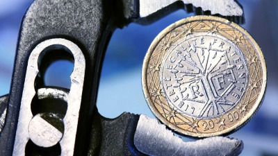 S&amp;P senkt Einstufung: Frankreich drohen höhere Zinszahlungen (Foto: Tobias Kleinschmidt/dpa)