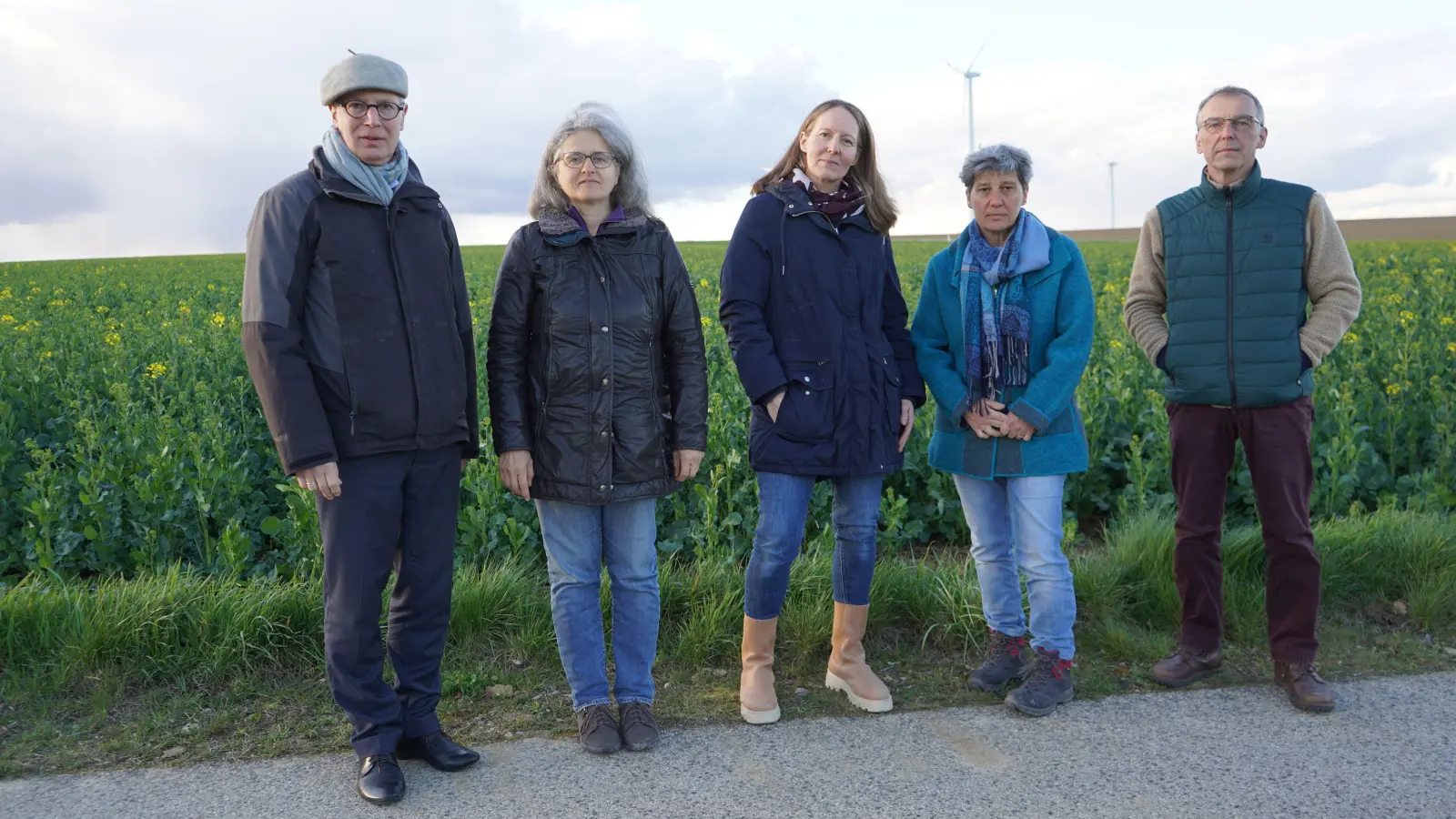 Als Sprecher der Interessensgemeinschaft „Für unsere Region – gegen den Logistikstandort Frauental“ wurden einstimmig folgende Vertreter gewählt (von links): Klaus Adam, Christine Primbs, Manuela Ott, Beate von Helmst und Peter Lichtenstern. (Foto: IG „Für unsere Region“/Marion Lößl-Straub)