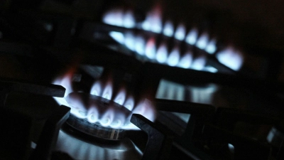 Für die Gas- und Fernwärmekunden soll eine milliardenschwere Soforthilfe kommen. (Foto: Marijan Murat/dpa)